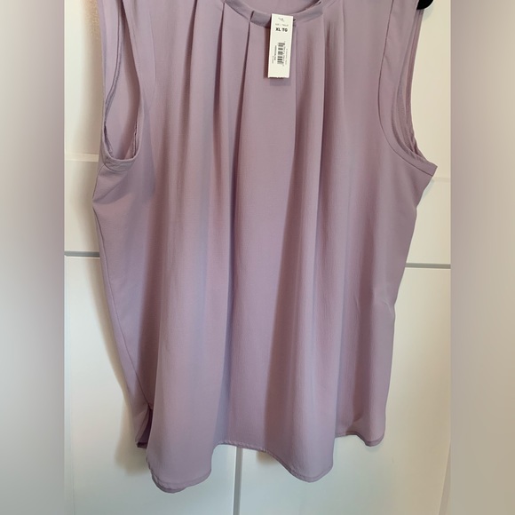 Lavender purple sleeveless blouse size XL - Picture 4 of 4